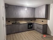 Pronájem bytu 2kk s balkonem a parkovacím stáním, cena 18000 CZK / objekt / měsíc, nabízí Realityspolu