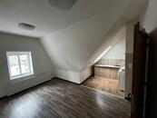 Pronájem bytu 1+kk o ploše 35 m2, Kladno město, okres Kladno, cena 9000 CZK / objekt / měsíc, nabízí Mgr. Jan Vodenka