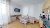 Prodej bytu 2+kk s lodžií a sklepem a parkovacím stáním na vlastním pozemku , Kladno Kročehlavy, ul, cena 5990000 CZK / objekt, nabízí 