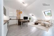 Prodej novostavby podkrovního bytu 3+kk s parkovacím stání v Milovicích (okr. Nymburk), cena 6399000 CZK / objekt, nabízí 