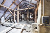 Prodej půdního prostoru 418 m2 s velkým potenciálem - Jince, okres Příbram, cena cena v RK, nabízí 