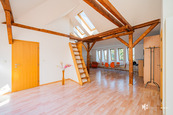 Prodej atypického půdního bytu 104,8 m2 + soukromá terasa 50 m2, Královická, Brandýs nad Labem, cena 7490000 CZK / objekt, nabízí 